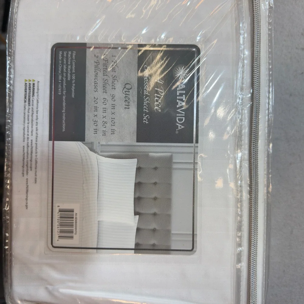 ALTAVIDA Queen 4 Piece‎ Embossed Sheet Set Ultra Soft Luxurious White
